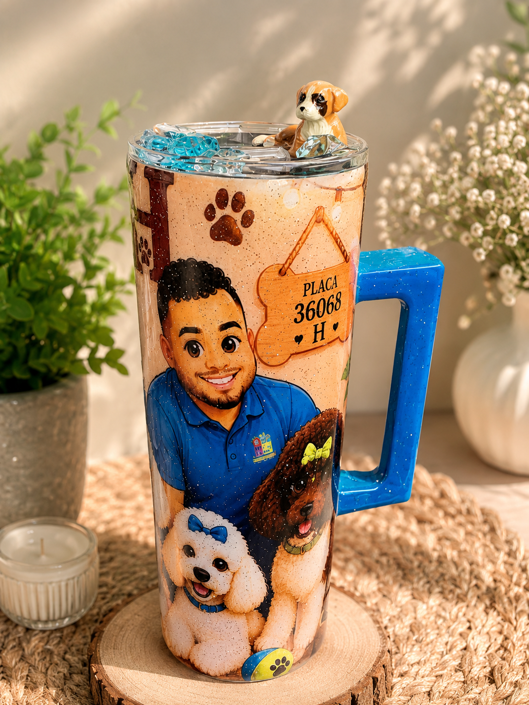 Vaso sublimado con asa agregado y tapa decorada perzonalizada